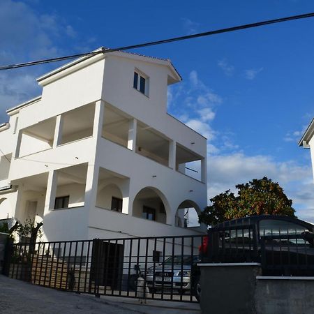 Apartmani Rita Slatine Luaran gambar