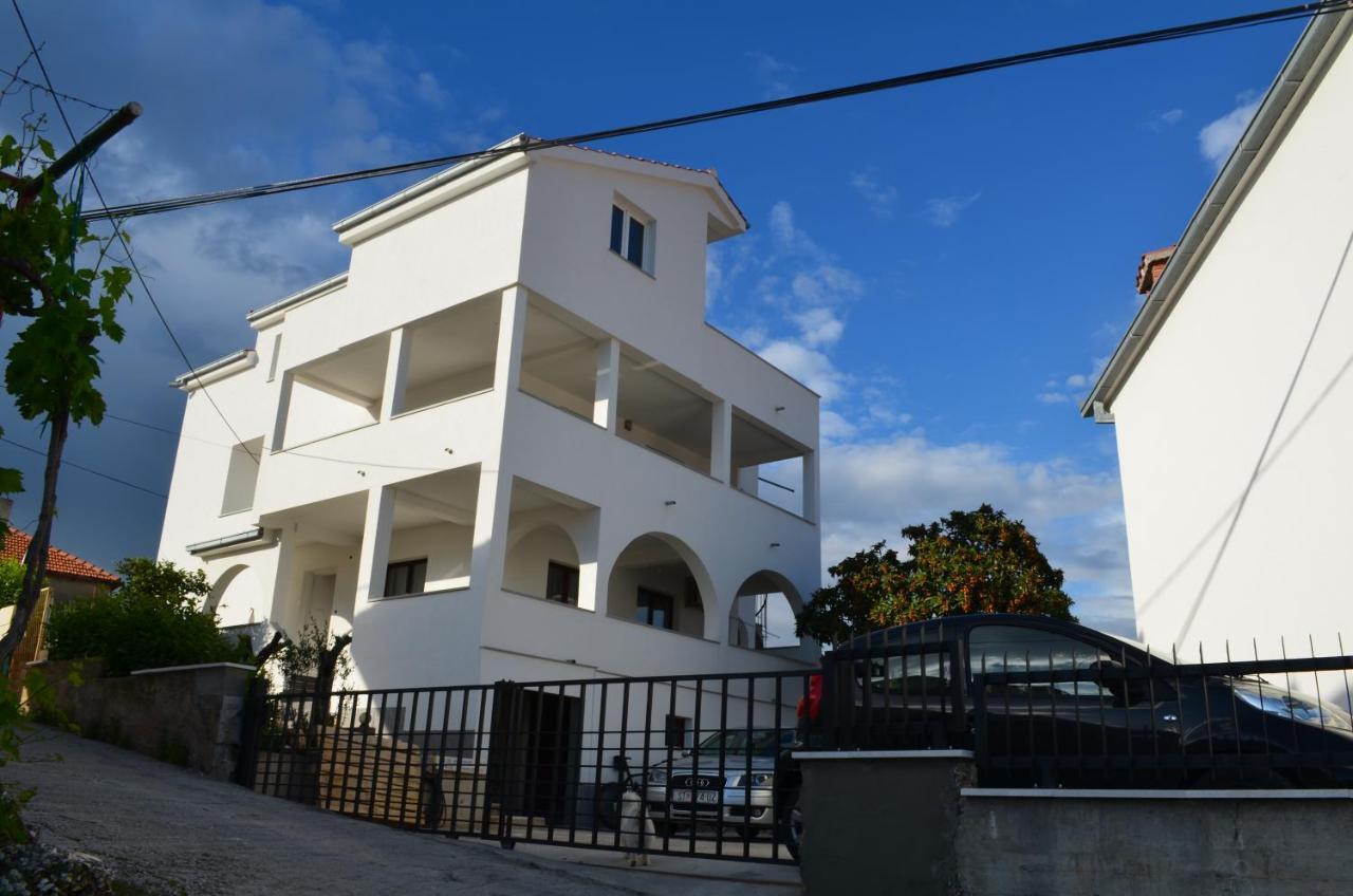 Apartmani Rita Slatine Luaran gambar